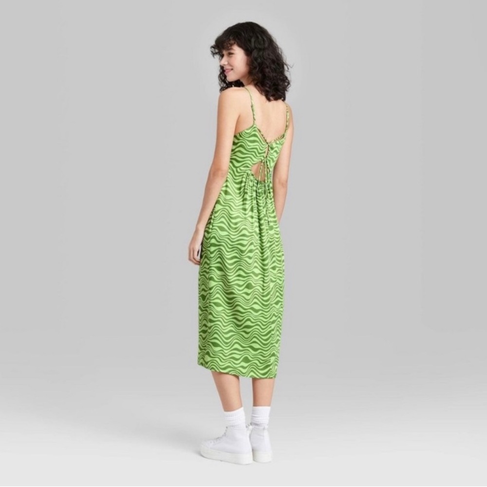 Green Wavy Maxi Dress